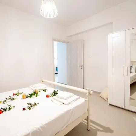 Ennea Suites-earth Apartment *