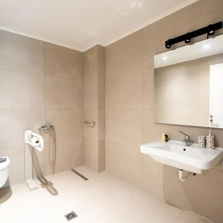 Ennea Suites-earth Apartment Flámbouras